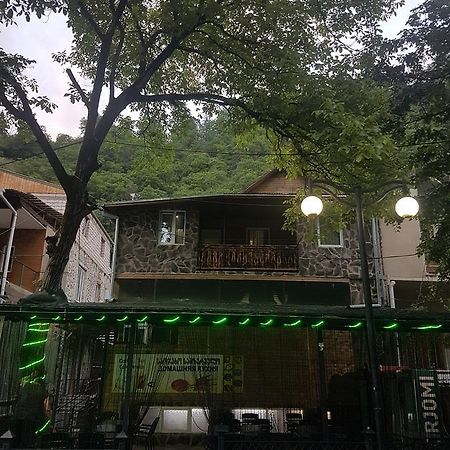 Отель Emi House Боржоми Экстерьер фото