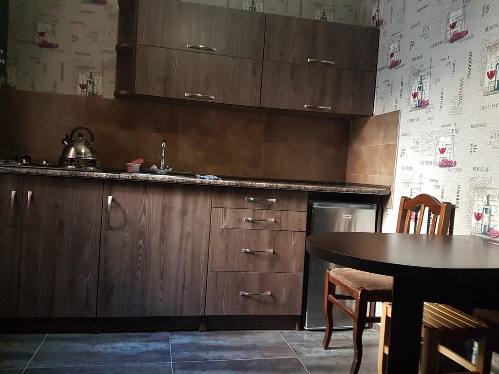 Отель Emi House Боржоми Экстерьер фото